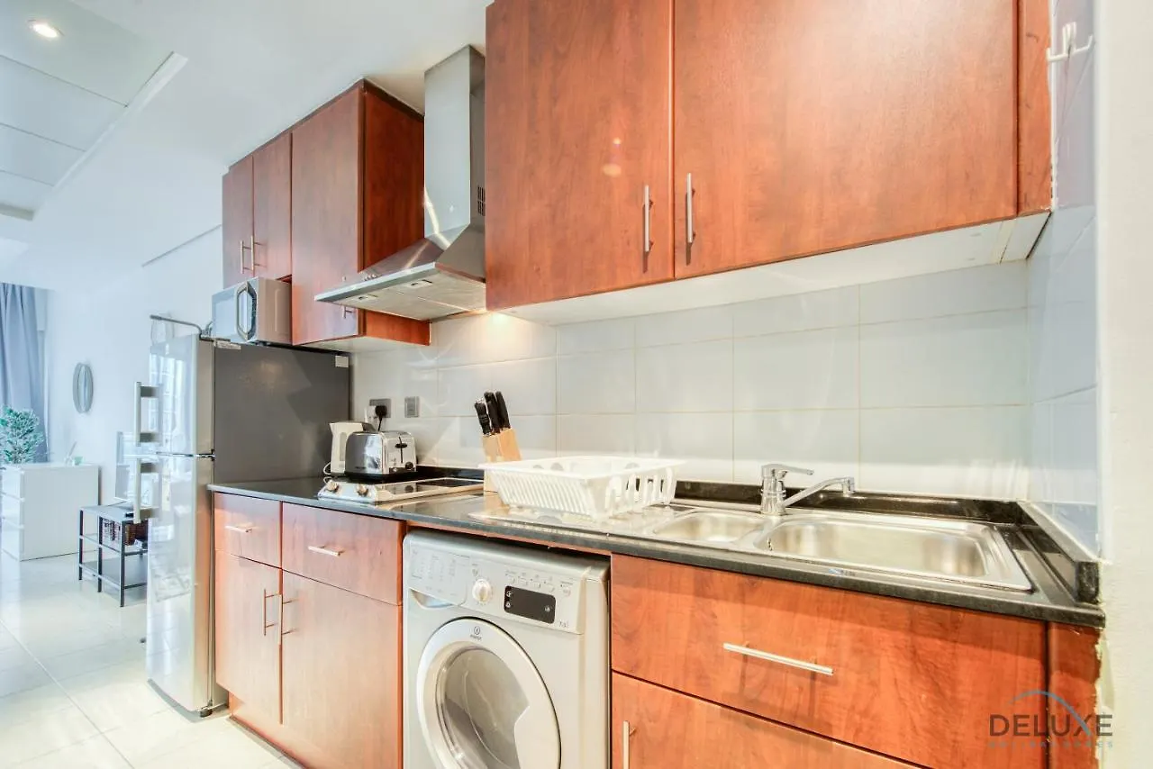 Calm Studio At Lake View Tower Jlt By Deluxe Holiday Homes Dubai Apartment