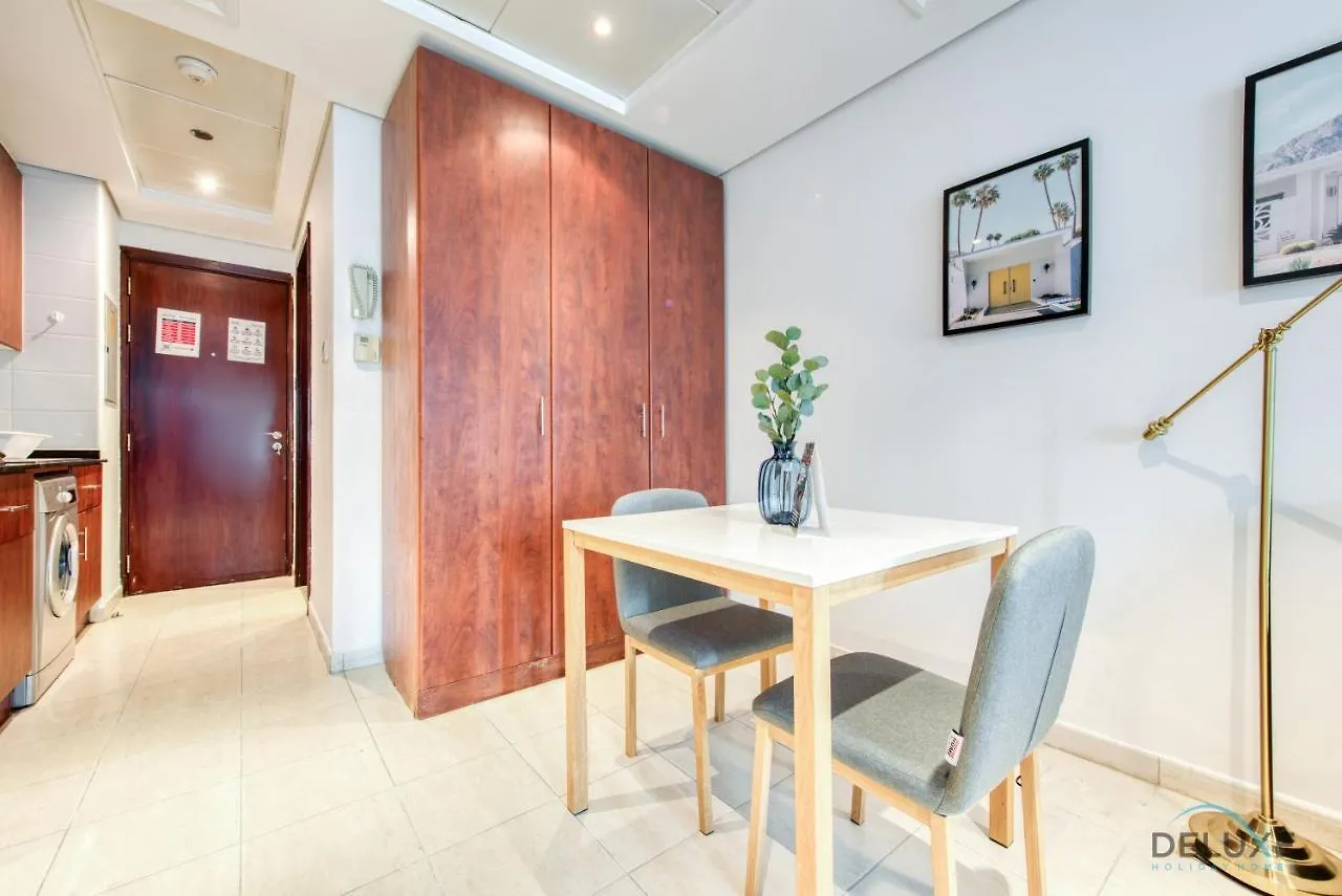 Calm Studio At Lake View Tower Jlt By Deluxe Holiday Homes Dubai